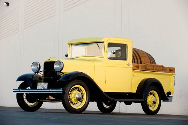 1932 Ford Model B Grape Truck_01