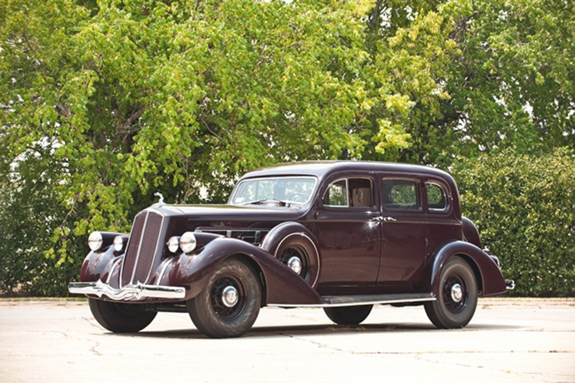 1936 Pierce-Arrow Twelve Model 1602 5-Pass. Sedan_01