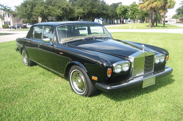 1980 Rolls-Royce Silver Shadow II_01