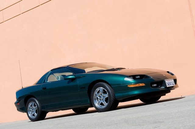 1997 Chevrolet Z-28 Camaro Coupe_1