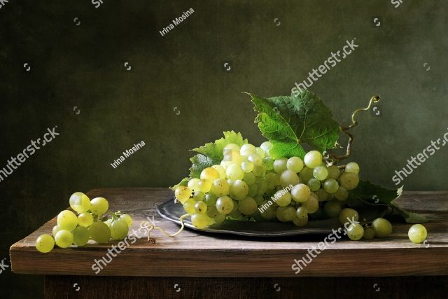 зеленый виноград 