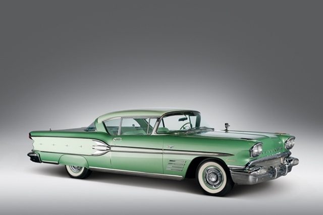 1958 Pontiac Bonneville Sport Coupe_01