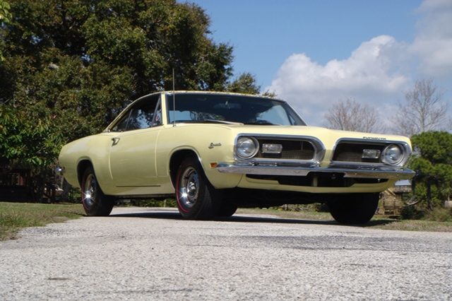 1969 Plymouth Barracuda 'Mod Top'_01