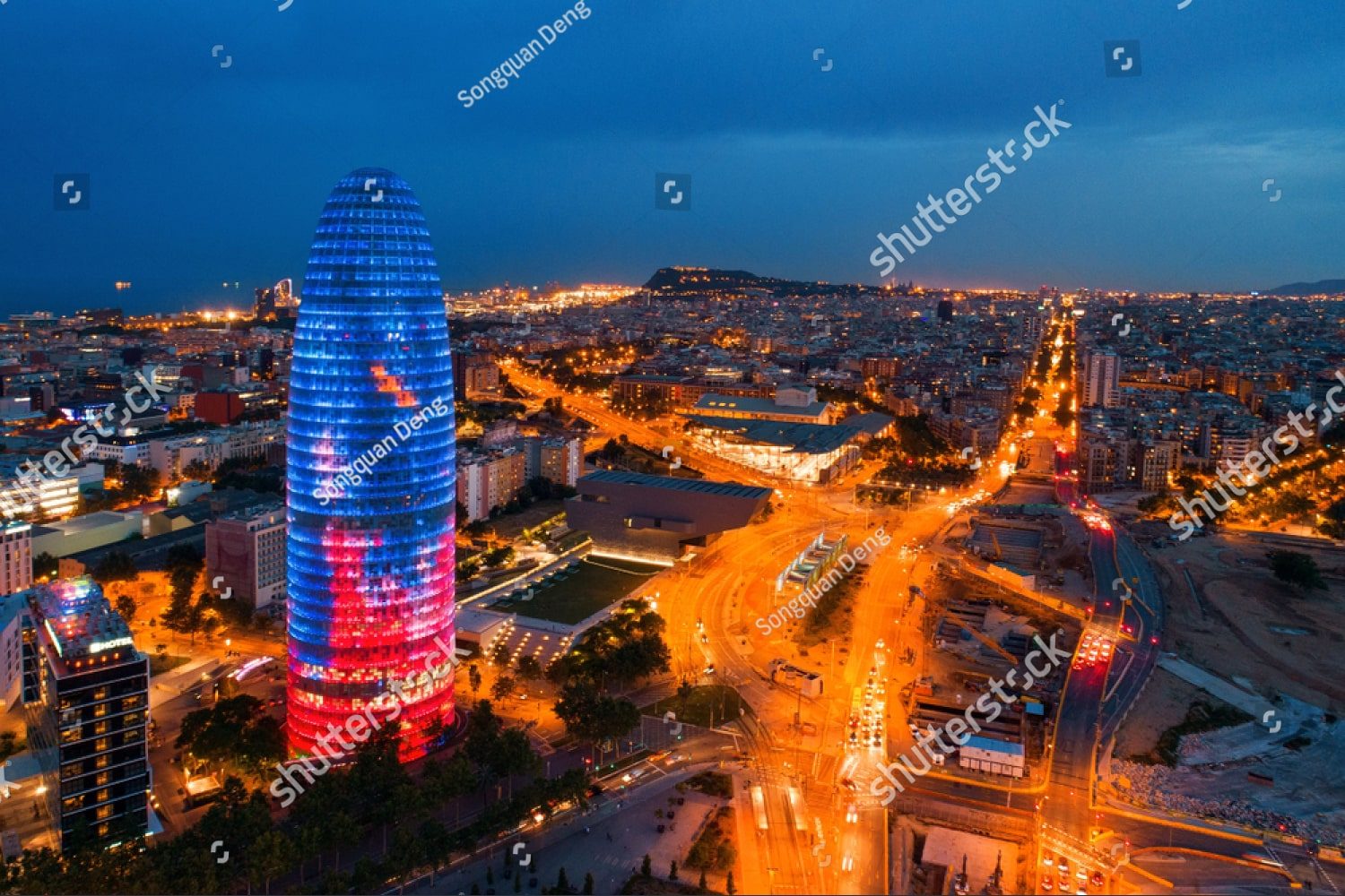 ночная барселона