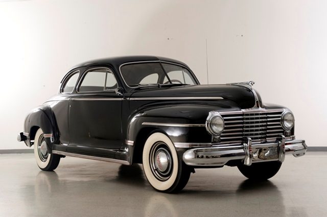 1942 Dodge Custom Series D22 Club Coupe_1