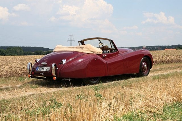 1953 Jaguar XK120 Drop Head Coupe_02