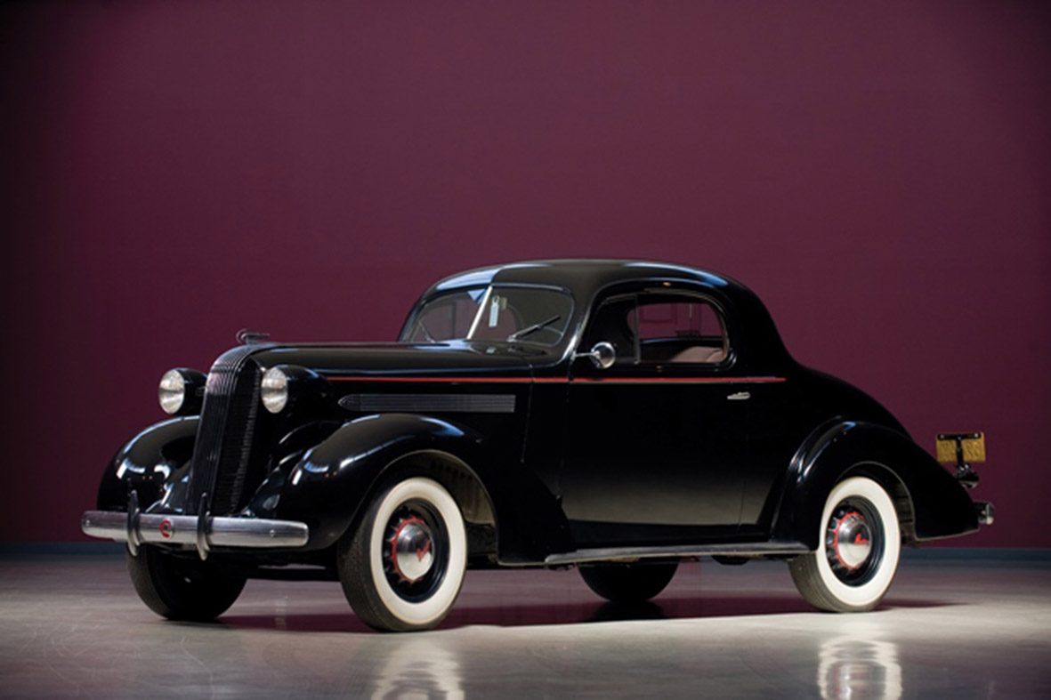 1936 Pontiac Master Six Deluxe Coupe_01