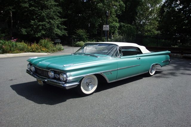 1959 Oldsmobile Super 88 Convertible_01