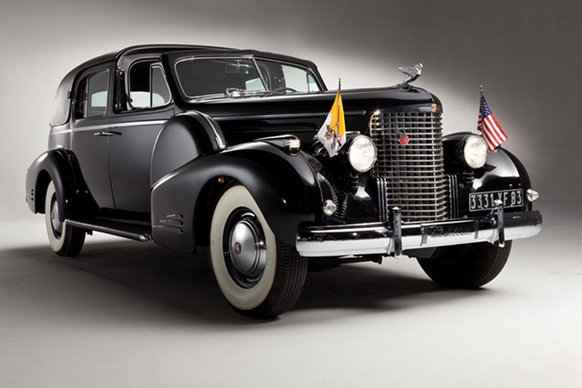 1938 Cadillac V16 Series 90 Ceremonial Town Car by Fleetwood_01