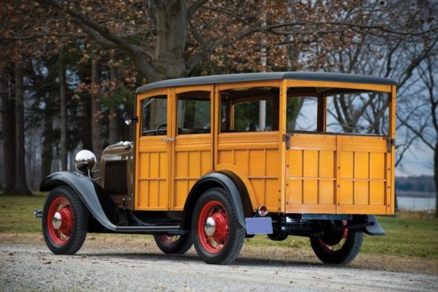 1932 Ford Model B Station Wagon_02