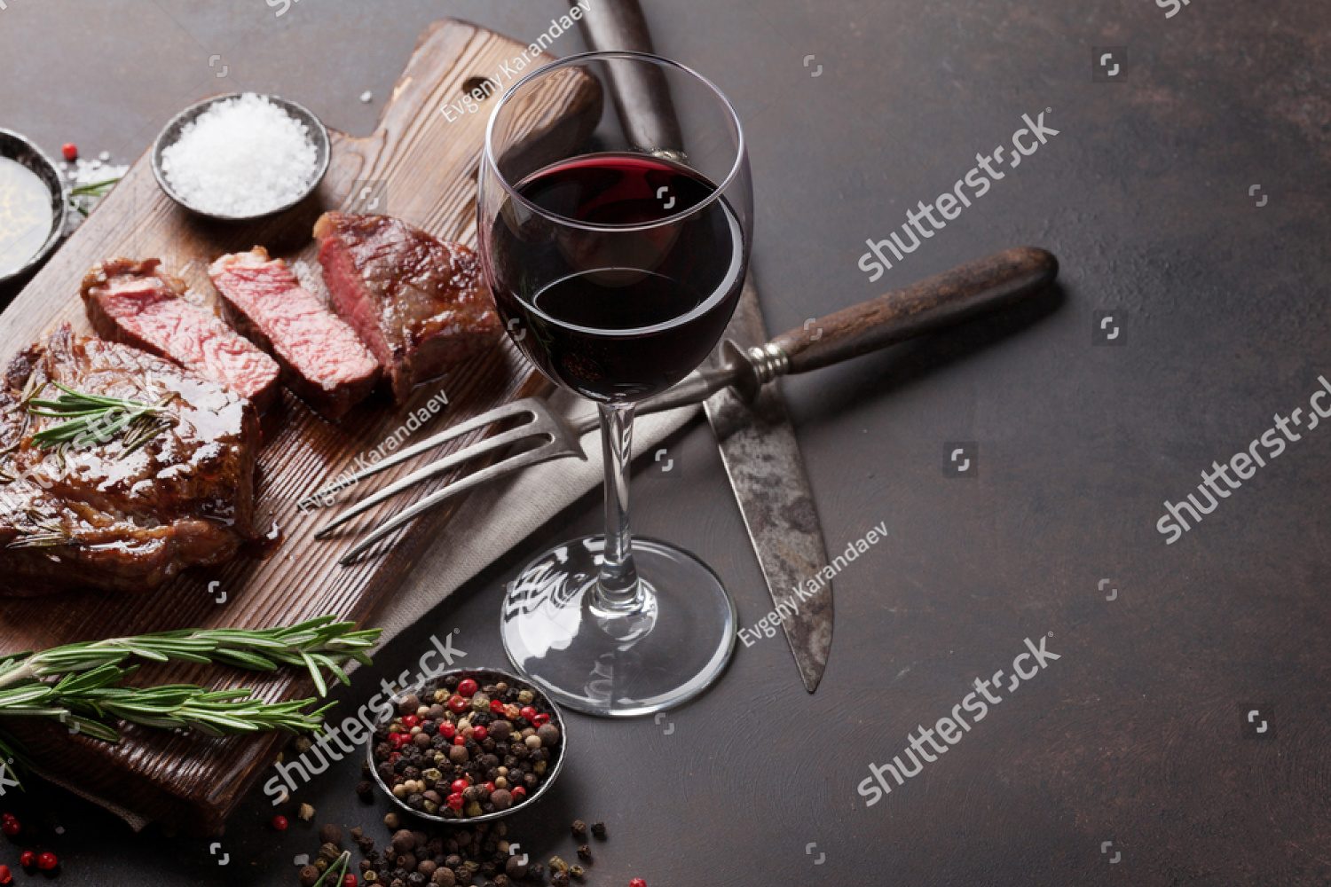 Нарезка к вину