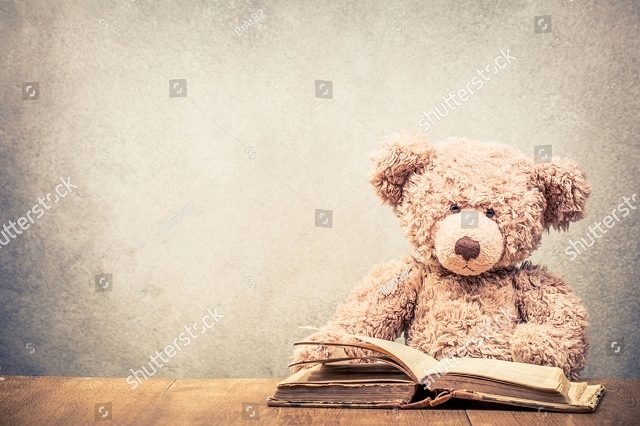 мишка с книжкой