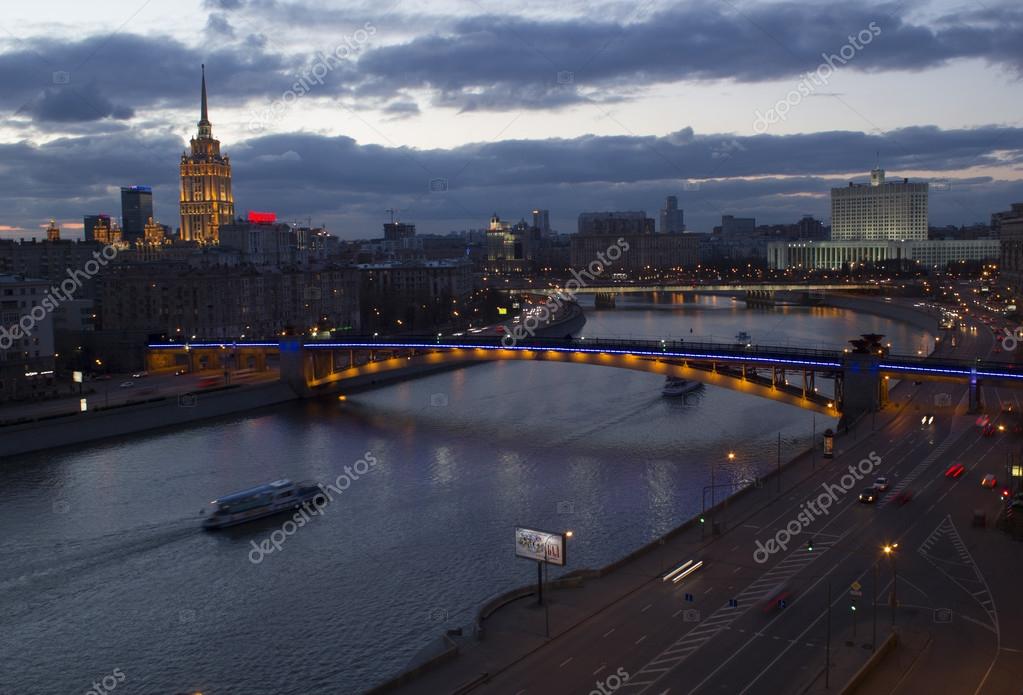 вечерняя Москва