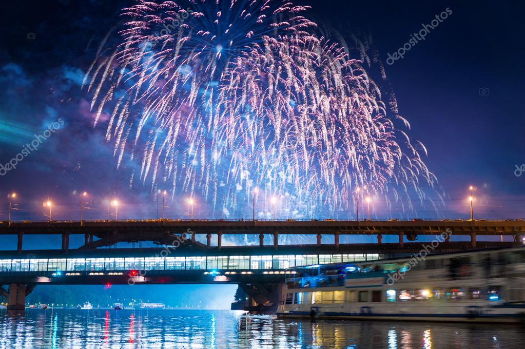 Фейерверки над Москвой 