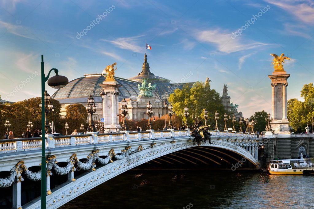 парижский мост