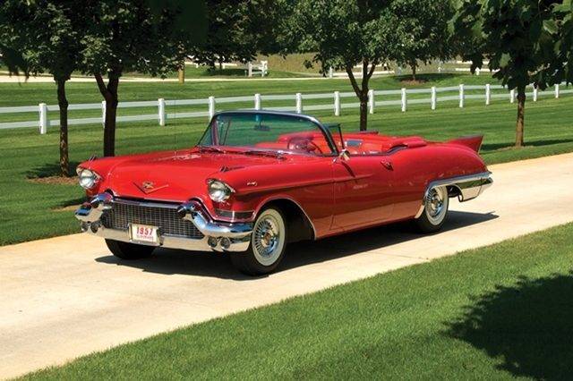 1957 Cadillac Eldorado Biarritz_01