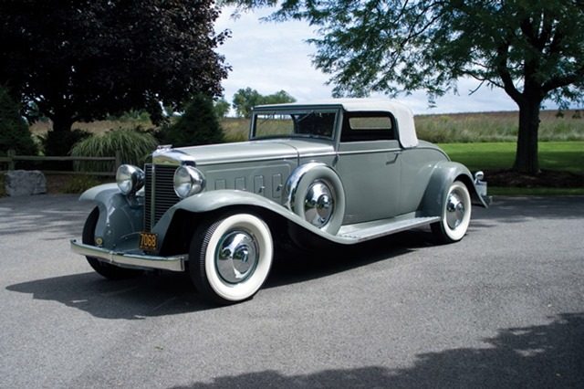 1931 Marmon Sixteen Convertible Coupe_01