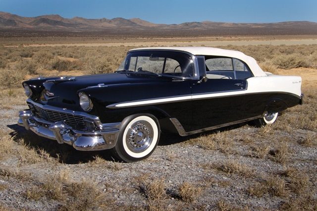 1956 Chevrolet Bel Air Convertible_01