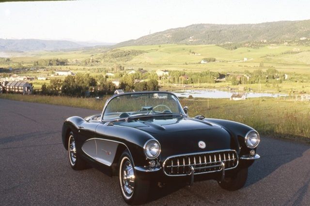1957 Corvette_1