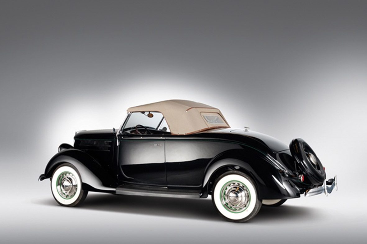 1936 Ford V8 Deluxe Roadster_02