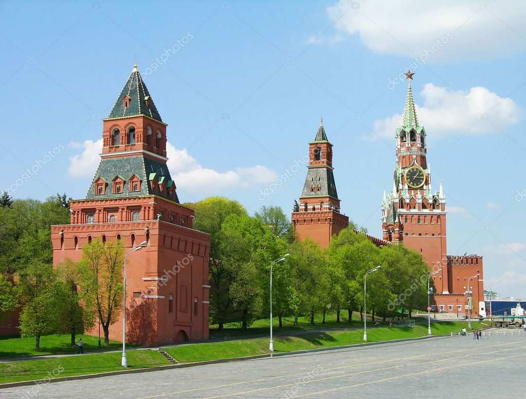 Башни Кремля в Москве