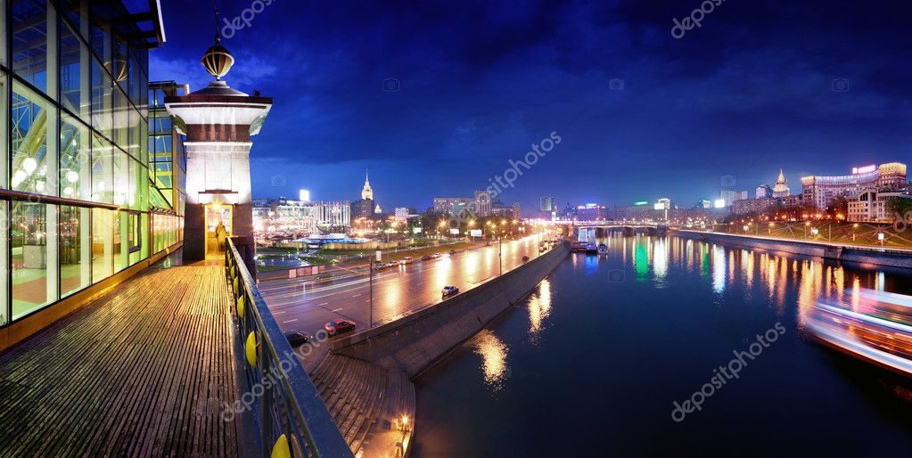 ночная Москва