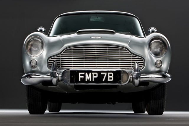 Aston Martin DB5 James Bond32
