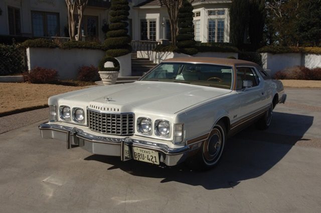 1974 Ford Thunderbird_1