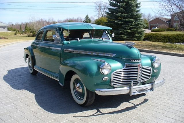 1941 Chevrolet Special Deluxe Coupe_01