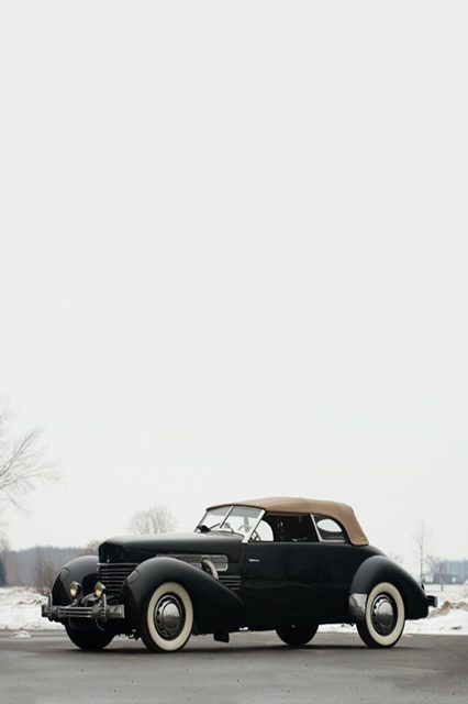 1937 Cord 812 SC Phaeton_01