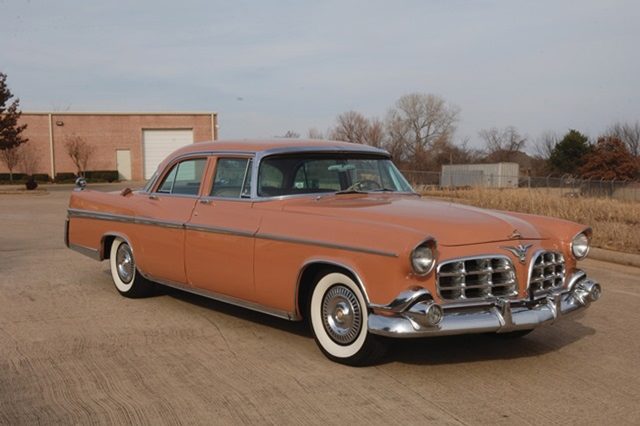 1956 Chrysler Imperial Sedan_01