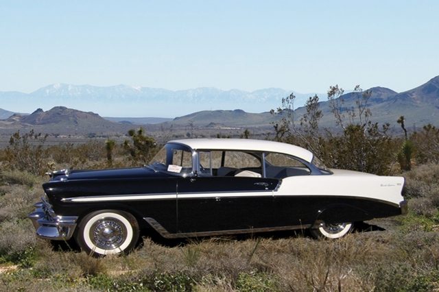1956 Chevrolet Bel Air Hardtop_01