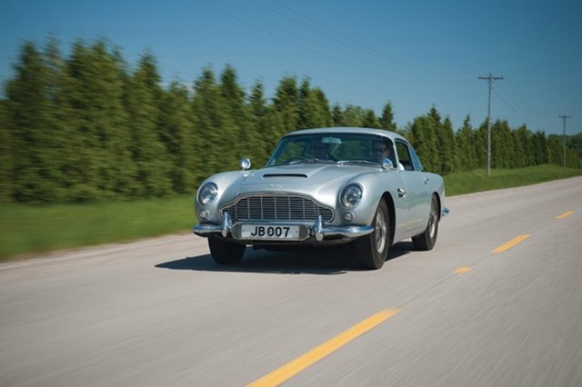 Aston Martin DB5 James Bond10