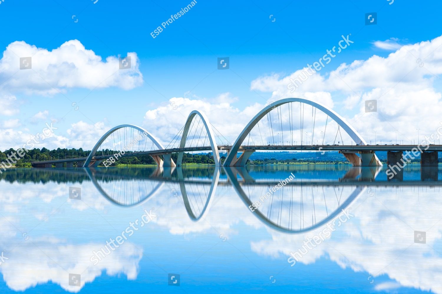 Мост Жуселино Кубичека