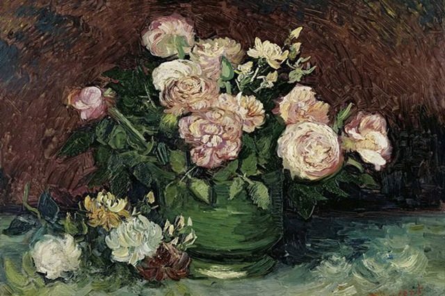   Ваза с пионами и розами