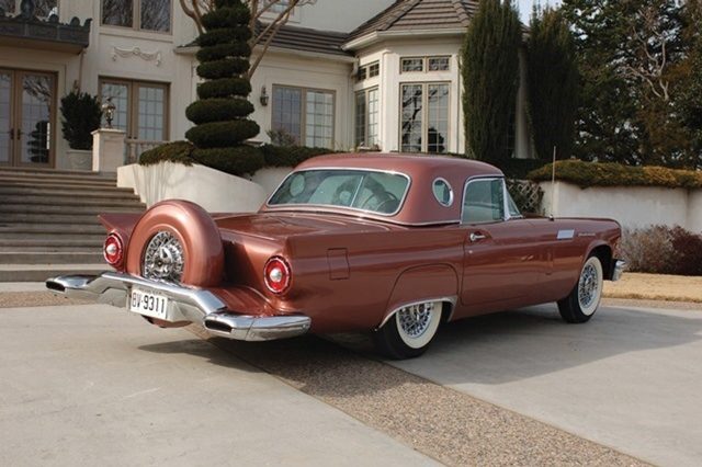1957 Ford Thunderbird Rumble Seat_02