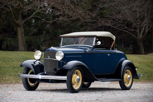 1932 Ford V8 Model 18 Roadster_01