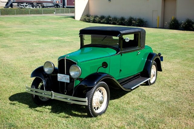 1931 DeVaux 6-75 Sport Coupe_03