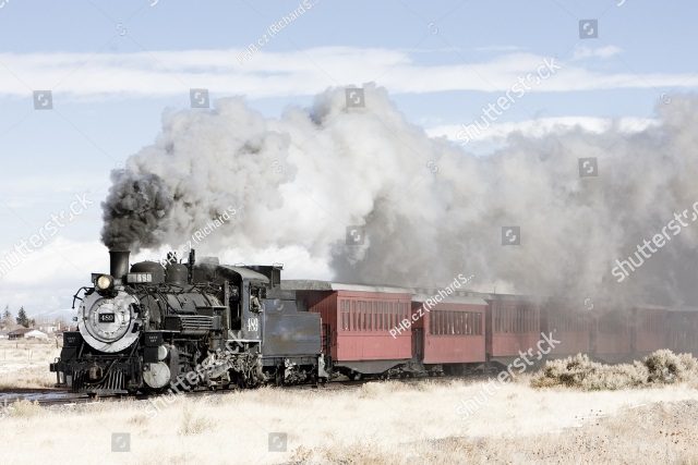 Паровоз в дыму