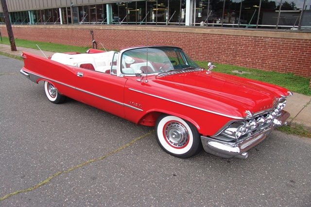 1959 Chrysler Imperial Crown Convertible_01