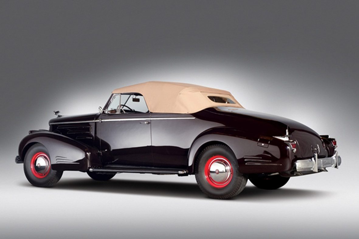 1938 Cadillac V16 Series 90 Convertible Coupe_02