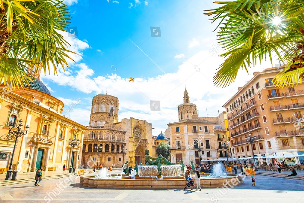 Plaza de la Virgen