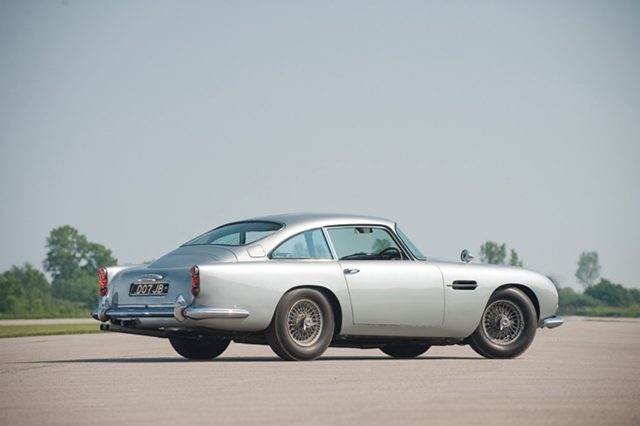 Aston Martin DB5 James Bond15