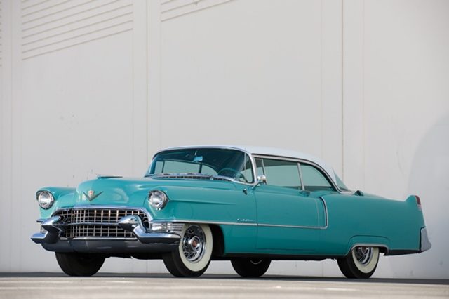 1955 Cadillac Coupe Deville_01