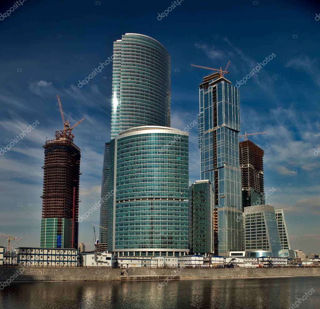 Знаменитые небоскребы Москвы