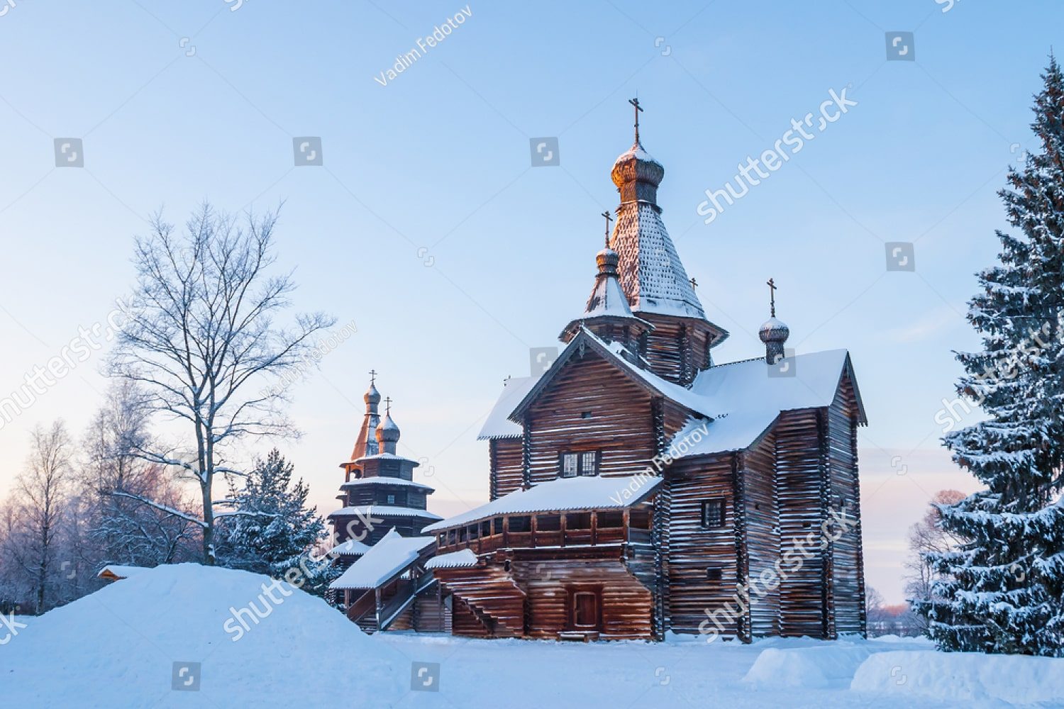 деревянная церковь 