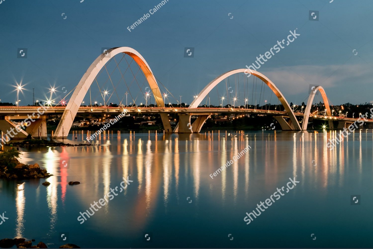 Мост Жуселино Кубичека