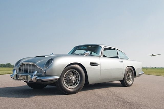 Aston Martin DB5 James Bond17
