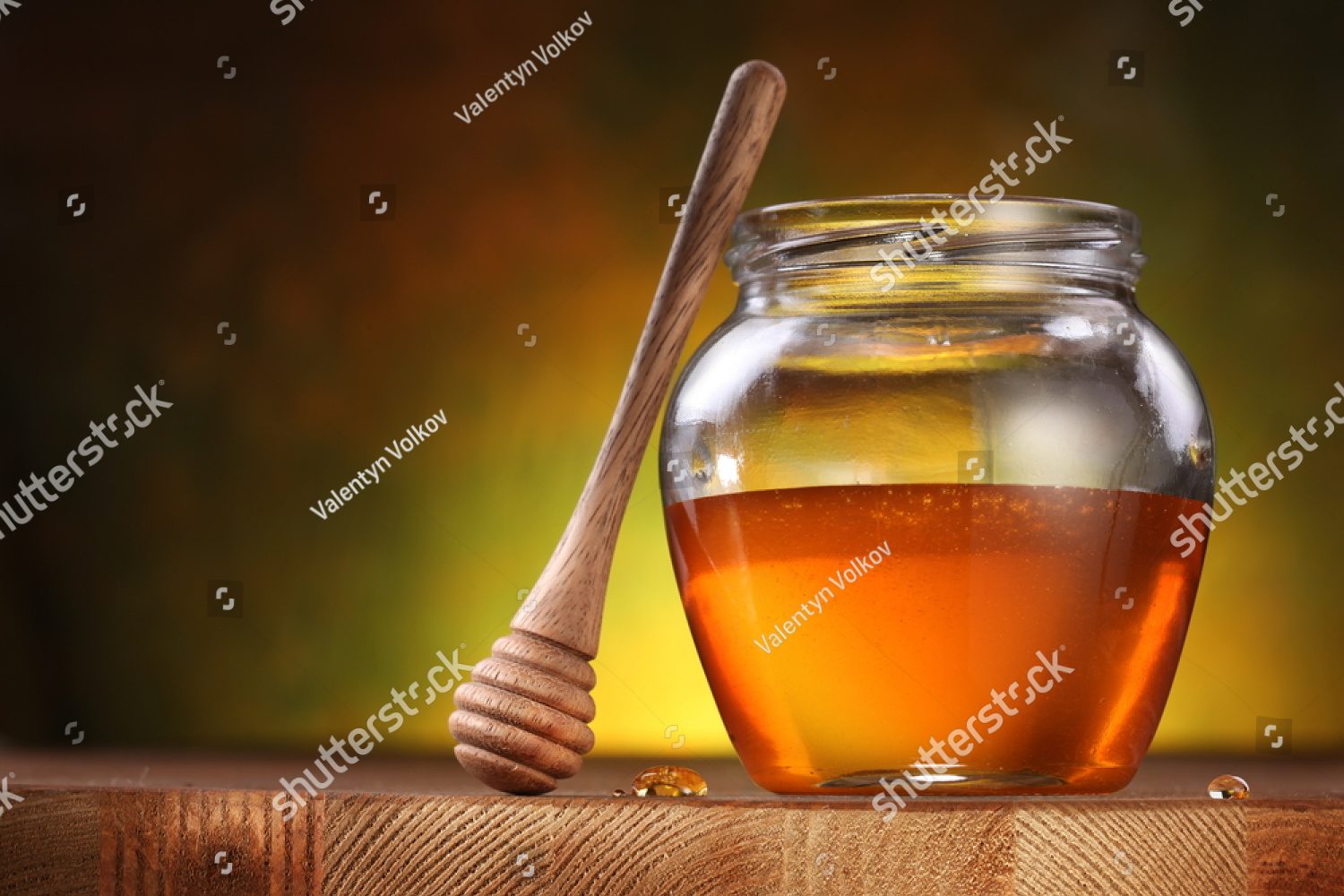 Банка с медом