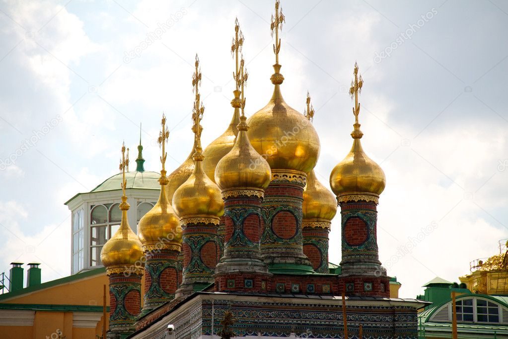 Золотые купола 